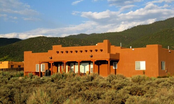 Taos House | Heathers Hacienda 3 360 Views Hot Tub AC