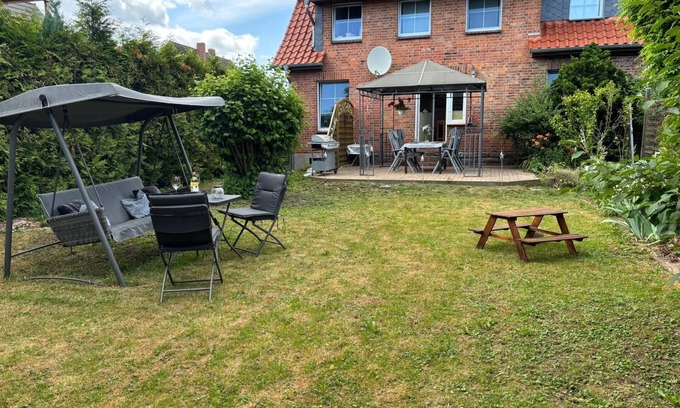 Oetzen Apartment | Heiderast Wipperau with Private Terrace, Private Garden and Wi-Fi