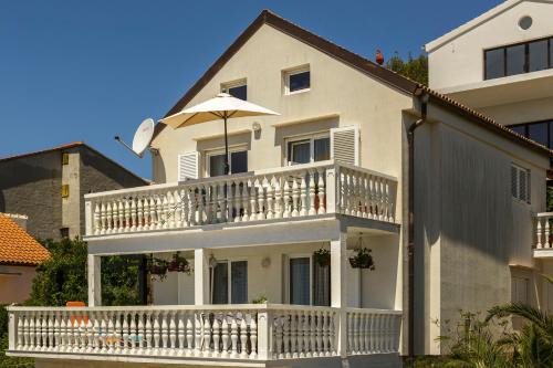 Rukavac Apartment | Heimbring