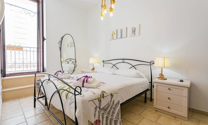 Conversano Bed & Breakfast | Helios Room 1 by Wonderful Italy