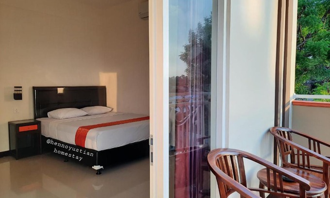 Paciran House | Hennoyustian Homestay