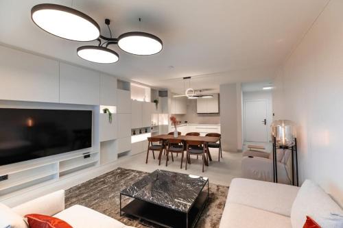 Cessange Apartment | Henry's Appt with a private Suite 415 - Shared kitchen