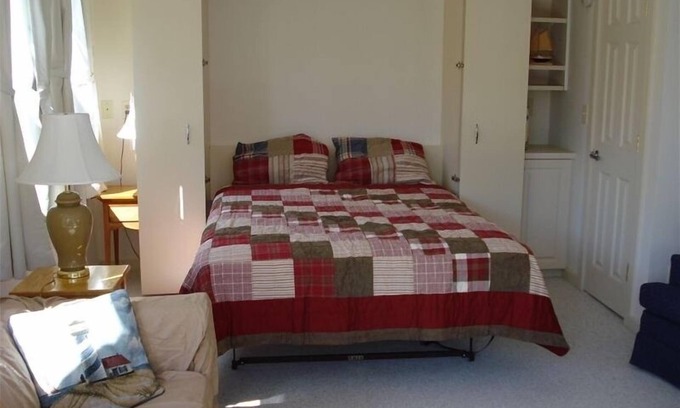 Mid-Coast and Islands Cottage | Henry's HideaWay Harpswell 2 Person Saturday to Saturday