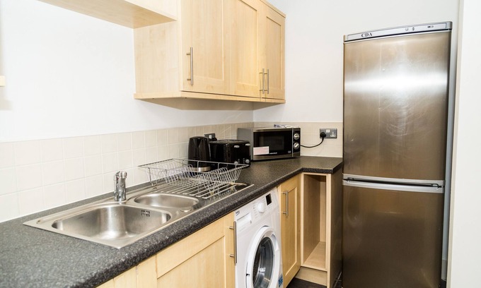 Chinatown Apartment | Henry Street - Apt 47