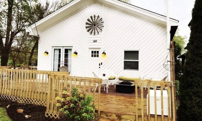Wauconda House | Hensley’s Cornerstone Lakehouse