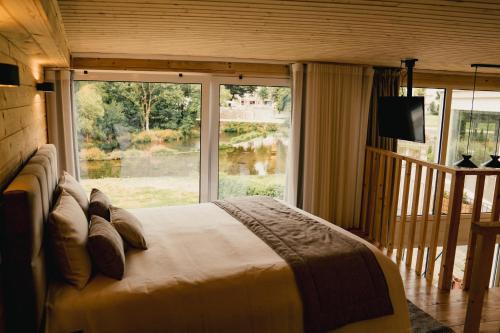 Arcos de Valdevez House | Herança do Vez - Riverfront Apartments