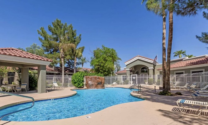 Deer Valley Condo | Here's to a relaxing stay.pool, spa, sauna, shaded walkways? Ahhh.no cares.
