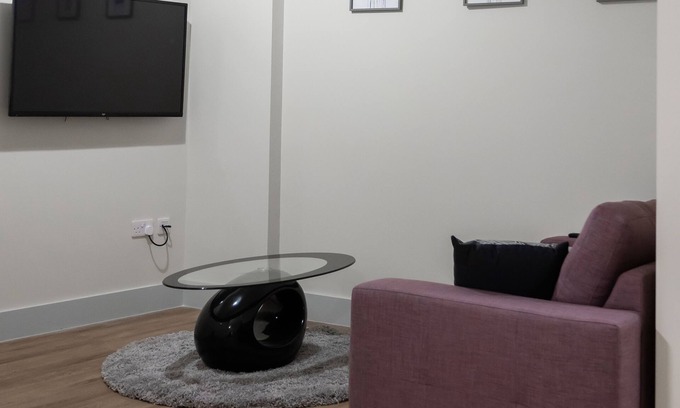 Hereford Apartment | HEREFORD CITY CENTRE – Apartment 7: Stylish Studio in City Centre, Sleeps 2