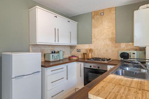 Cheltenham House | Hermitage Cottage