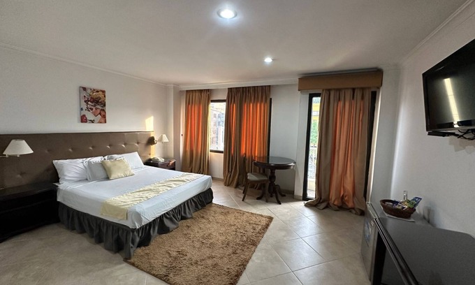 La Candelaria Hotel | Hermosa Habitación Deluxe En Laureles Estadio