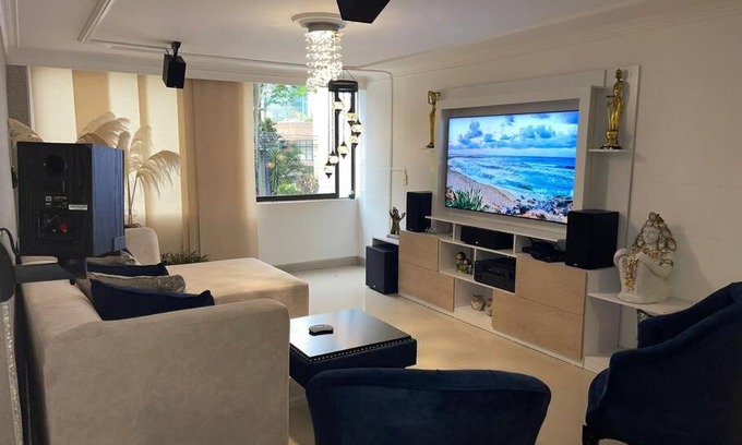 El Poblado Apartment | Hermoso apartamento en el barrio el poblado de medellin, exclusivo y elegante