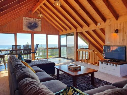 Middleton House | Hero Views At Middleton - Wifi - Beach