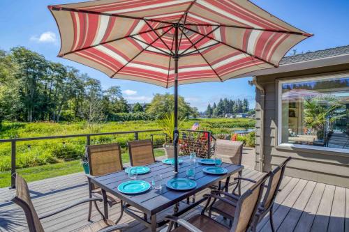 Otis House | Heron Cove - Meredith Lodging