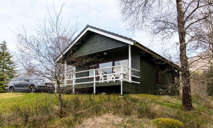 Crianlarich Ski Chalet | Heron Lodge sleeps up to 4 with free wifi