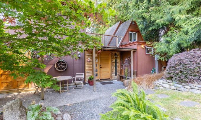 Langley House | Heron Rook Cottage by AvantStay | Panoramic View