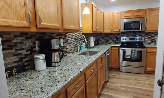 Campbelltown House | Hershey happiness less than 5 miles to the park!