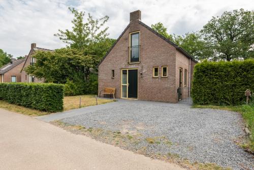 Ewijk House | Het Huys Ewijk mooi luxe en een laadpaal
