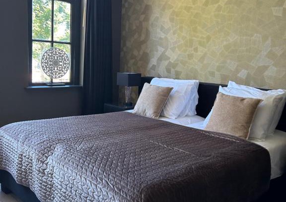 Ijsselmonde Hotel | Het Wapen van Rhoon