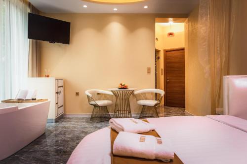 Plovdiv Center Hotel | Hidden Bank: Pearls