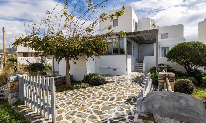 Mikri Vigla Villa | Hidden Gem, 2Br Family Villa, with Sea View | Naxos Mikri Vigla Beach