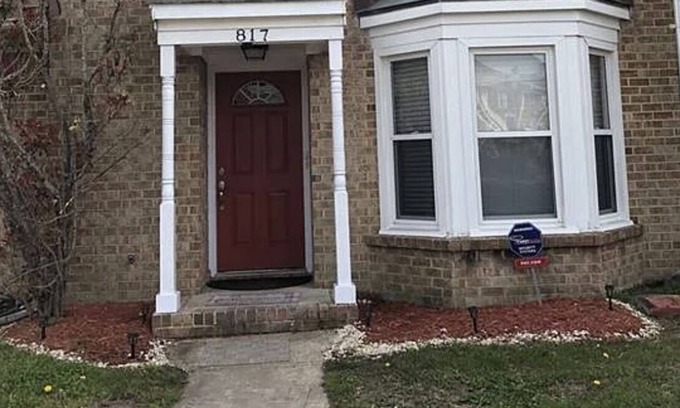 Greenbrier West House | Hidden gem in the heart of Chesapeake, Va. Minutes away from Chesapeake Regional