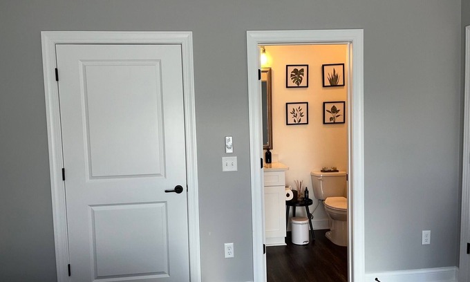 Country Club Estates Condo | Hidden Paradise