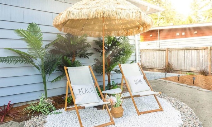Hillwood House | Hidden Renovated Garden Cottage Near Costco, I99