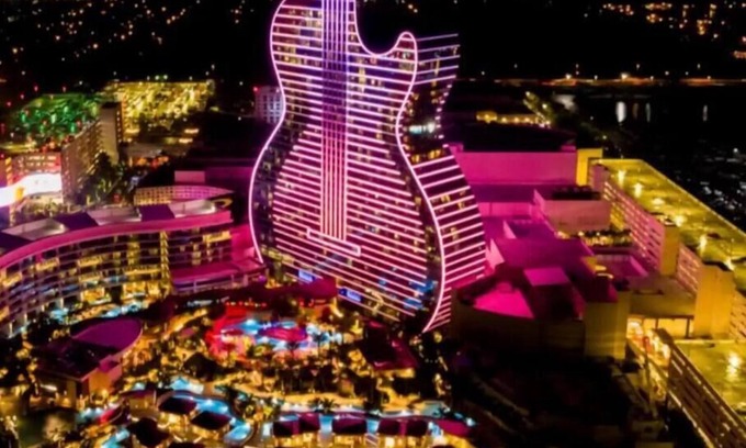 Hollywood Lakes Condo | Hideaway - Hollywood Beach