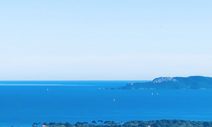 Hyeres Villa | High end estate with superb sea view, heated swimming pool, tennis, jacuzzi