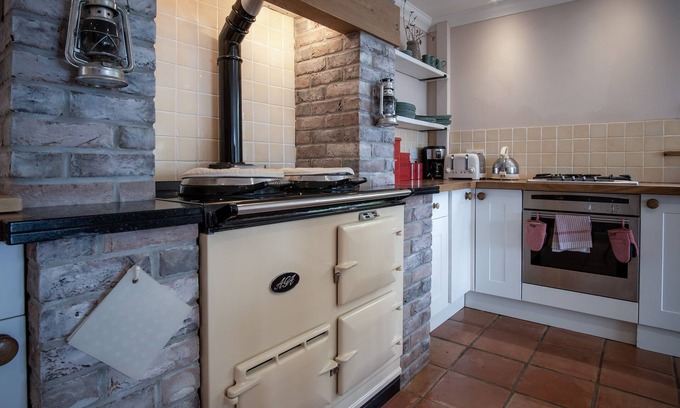 Llwchwr House | Highfield - 3 Bed - Llanmadoc