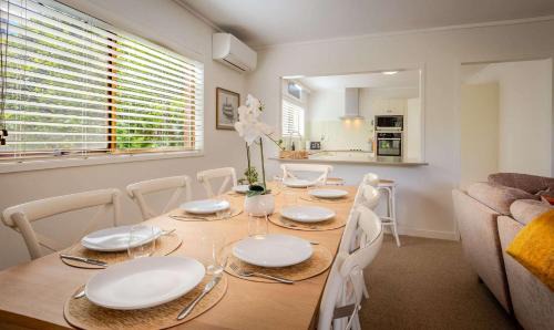 Lynmore House | Highfield on High - 50m to the Redwoods Forest with Spa Pool