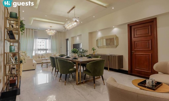 Palm Jumeirah Apartment | Higuests - Luxurious 2BR Haven in Iconic Palm Jumeirah