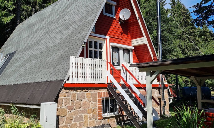 Neuhaus am Rennweg House | Hiking hut and vacation home Zum Bernhardsthal