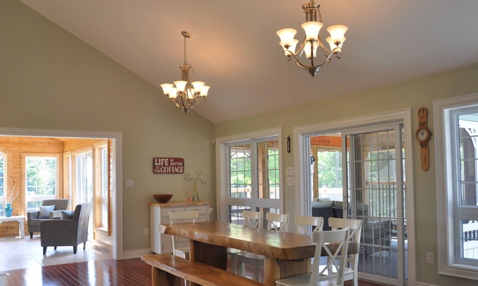 Highlands East Cottage | Hill Top Lake House - Wilberforce, Ontario, Canada