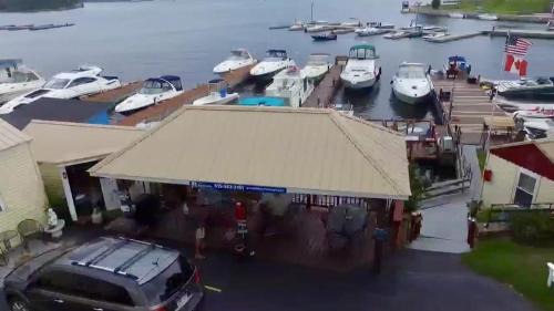 Alexandria Bay Hotel | Hills Motel & Marina