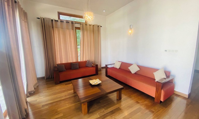 Kandy House | Hilltop Charm: 5BR Villa