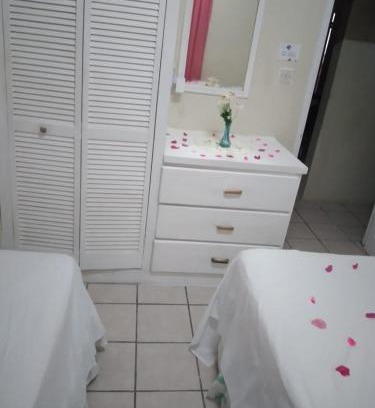 Castries Quarter House | Hilltop View Guesthouse