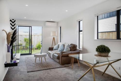 Trentham House | Hillview Hideaway 2-BR Serenity