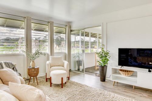 Hilo Apartment | Hilo Apartment with Lanai - 2 Mi to Beaches!