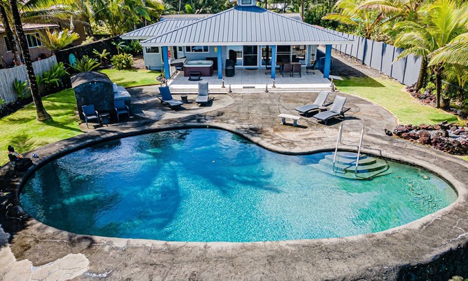 Kapoho House | Hilo Shangrila - Oceanfront, Pool and Hot Tub Private Vacation Rental