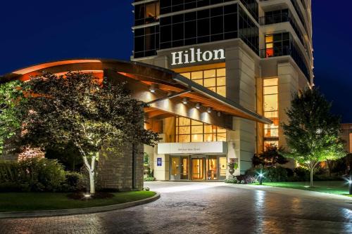 Downtown Branson Resort | Hilton Branson Convention Center