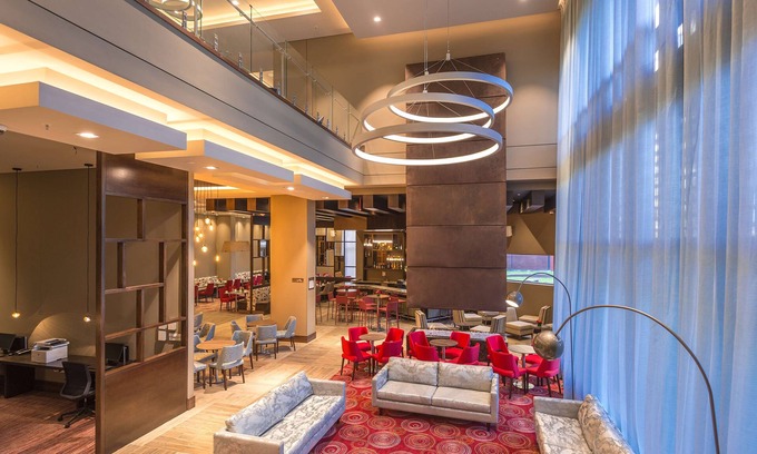 Calle 26 Hotel | Hilton Garden Inn Bogota Airport