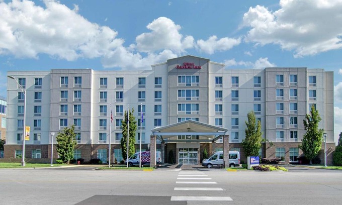 Riverview Hotel | Hilton Garden Inn Kansas City/Kansas