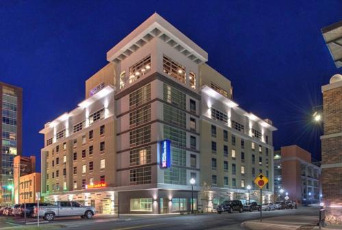 Downtown Little Rock Hotel | Hilton Garden Inn Little Rock Downtown