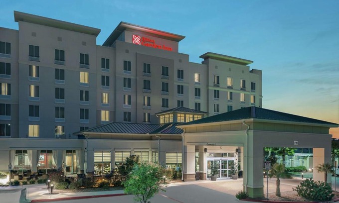 Far North Central Hotel | Hilton Garden Inn San Antonio/Rim Pass Drive