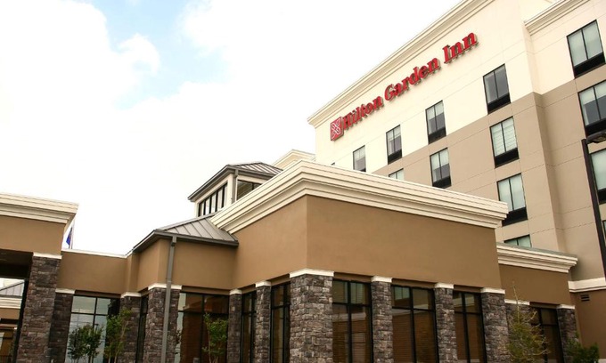 Live Oak Hotel | Hilton Garden Inn San Antonio-Live Oak Conference Center