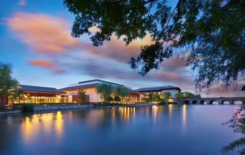 Songjiang Hotel | Hilton Shanghai Songjiang Guangfulin
