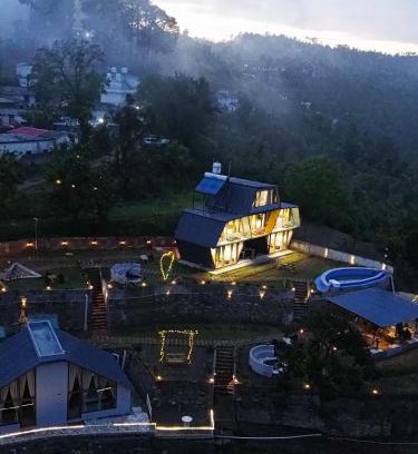 Almora Hotel | Himadvaya- The Himalayan Prism