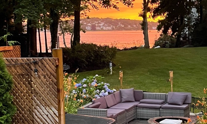 Hingham House | Hingham Harbor Retreat ~ Sunsets ~ Family Gatherings ~ Trails at World’s End