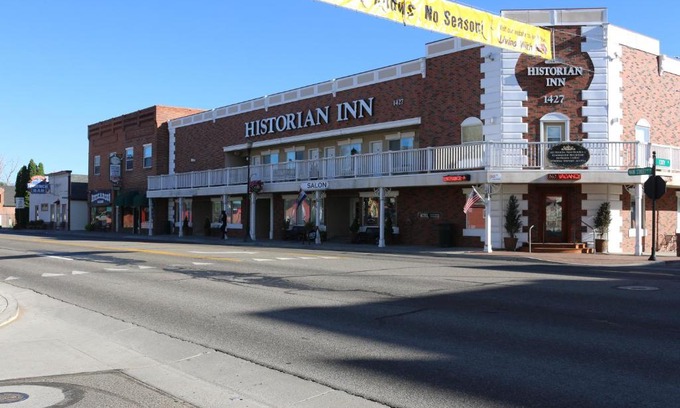 Gardnerville Hotel | Historian Inn